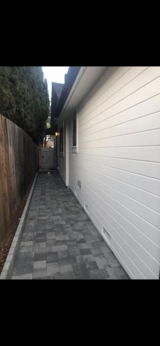 backyard-side-gate